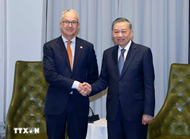 Top leader receives Australian Special Envoy for Southeast Asia